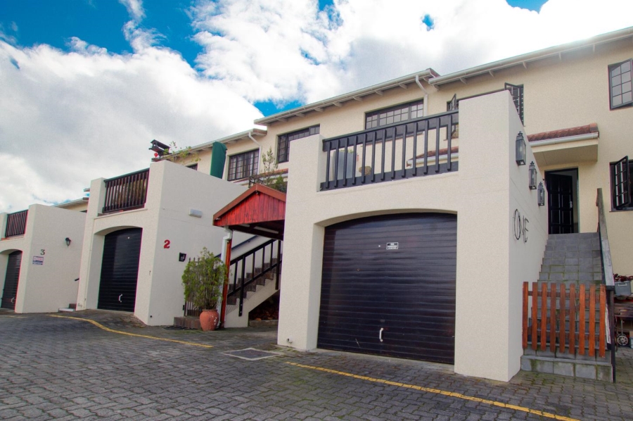 3 Bedroom Property for Sale in Knysna Central Western Cape